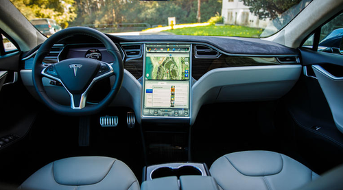 下个月,特斯拉就可以无人驾驶了_汽车科技