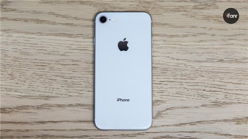 iPhone 8\/8 Plus评测:人像模式惊艳 拍人更美_互