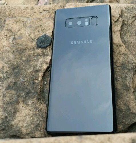 疑似三星Note 8機(jī)模多角度照片曝光