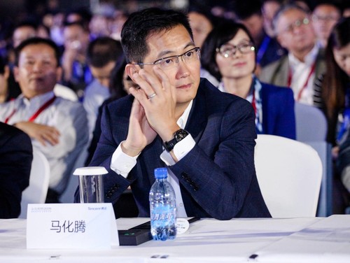 两位老总带上_带上面具图片(2)
